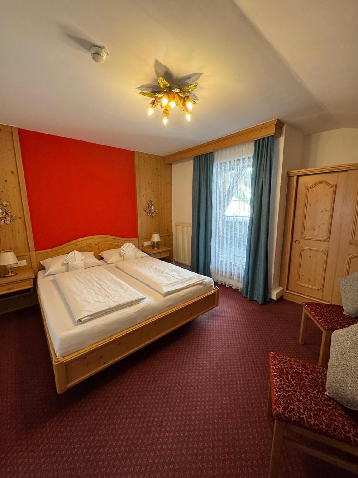 Tieflehner Hof Aparthotel St. Leonhard im Pitztal Exterior foto